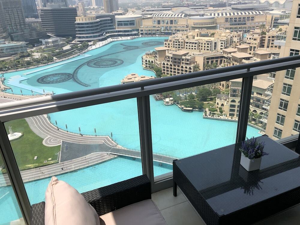 Дубай: Ultimate Stay 4BR Burj Khalifa view