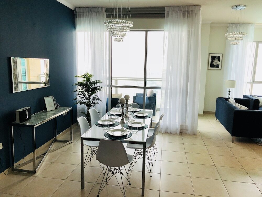 Дубай: Ultimate Stay 4BR Burj Khalifa view