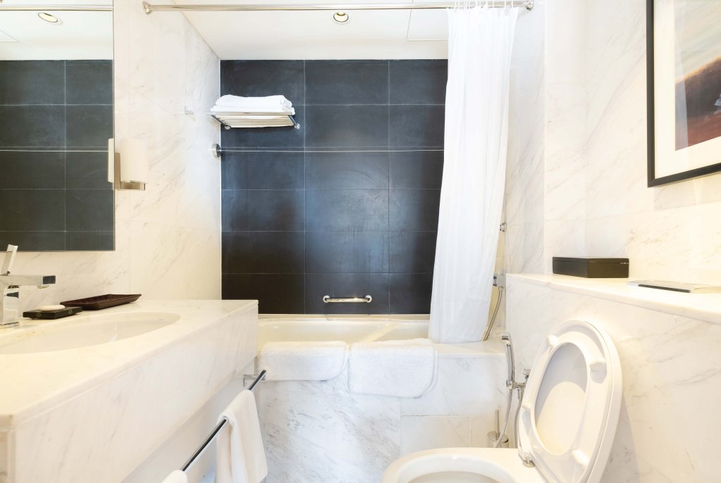 Дубай: Stunning Studio at The Address Dubai Mall