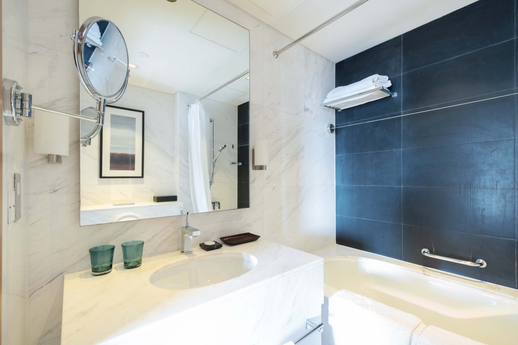 Дубай: Stunning Studio at The Address Dubai Mall