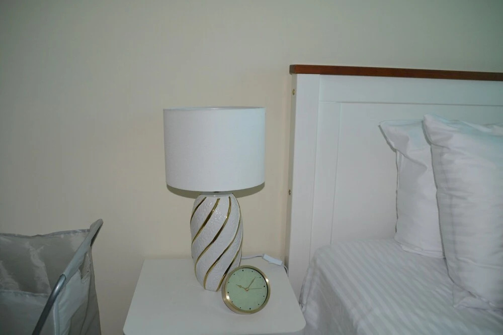 Дубай: Delightful Lake View 1 Bedroom in JLT