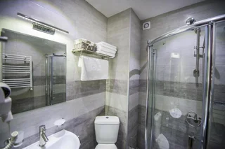 Тбилиси: Hotel Tbilisi Inn Mimino