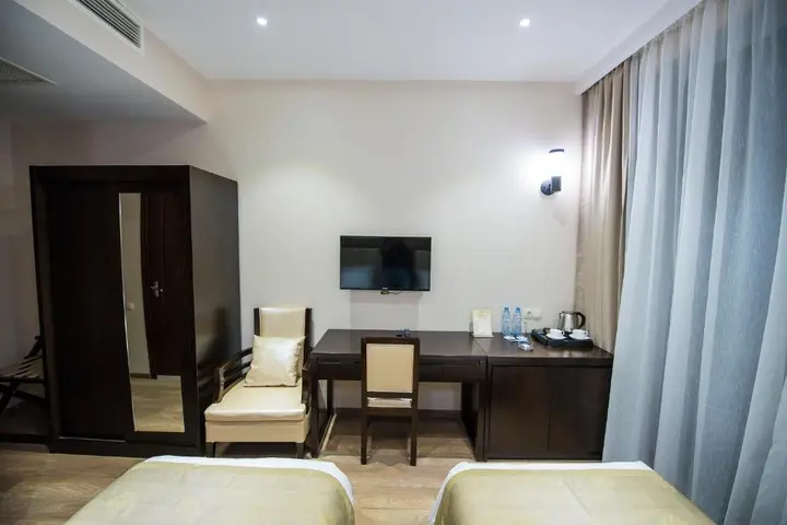Тбилиси: Hotel Tbilisi Inn Mimino
