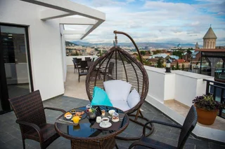 Тбилиси: Hotel Tbilisi Inn Mimino