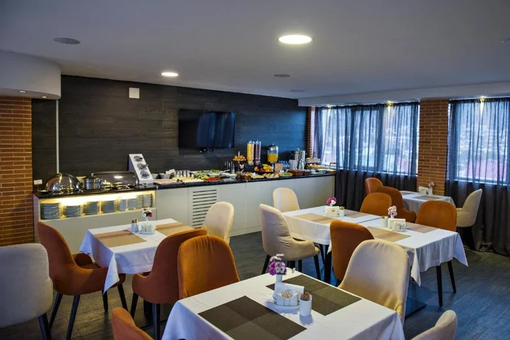 Тбилиси: Hotel Tbilisi Inn Mimino