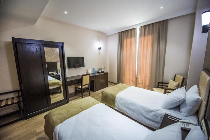 Тбилиси: Hotel Tbilisi Inn Mimino