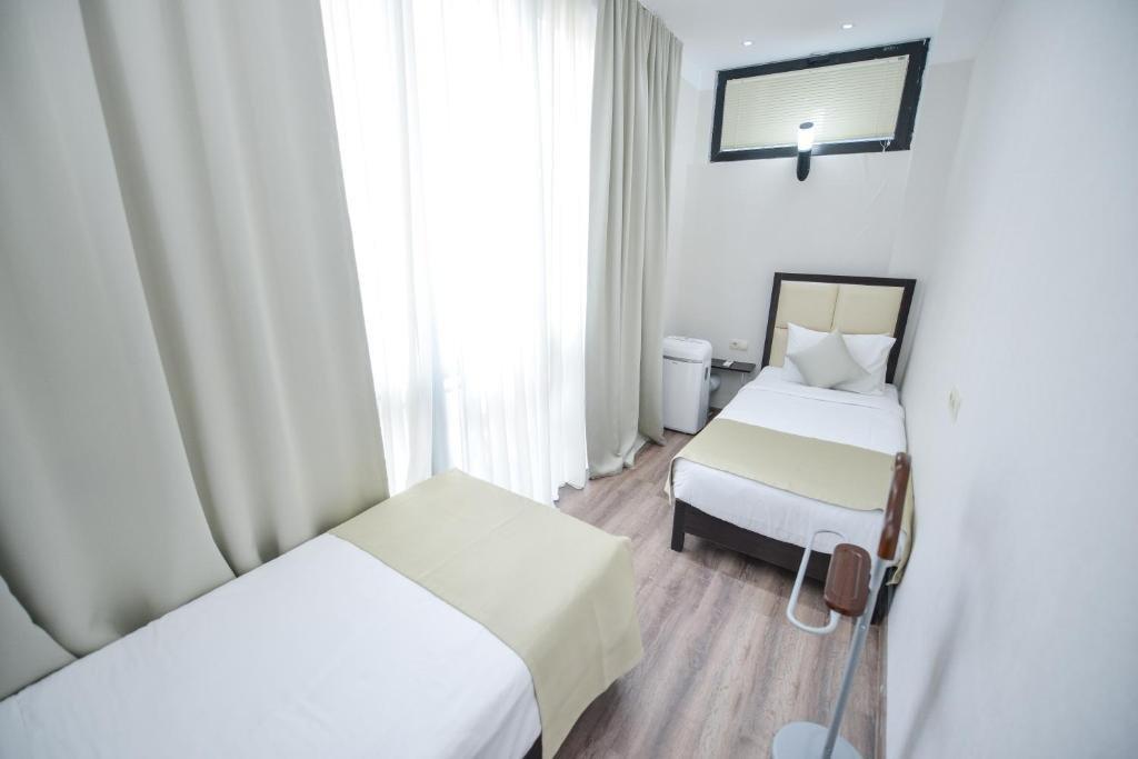 Тбилиси: Hotel Tbilisi Inn Mimino