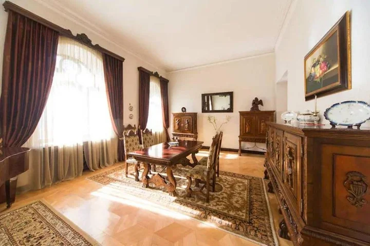 Тбилиси: Royal Apartment In The Center Of Tbilisi On Rustaveli Avenue
