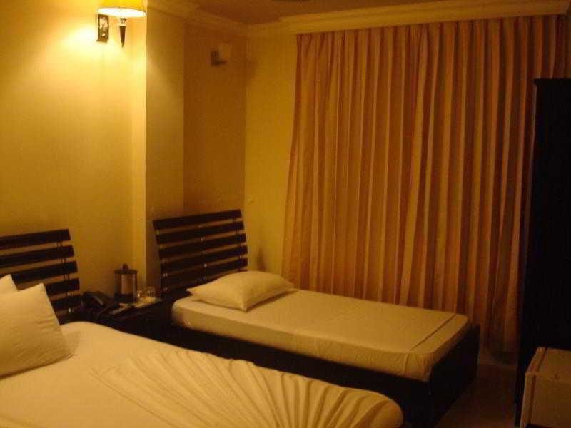 Северный атолл Мале: Huvandhumaa Inn