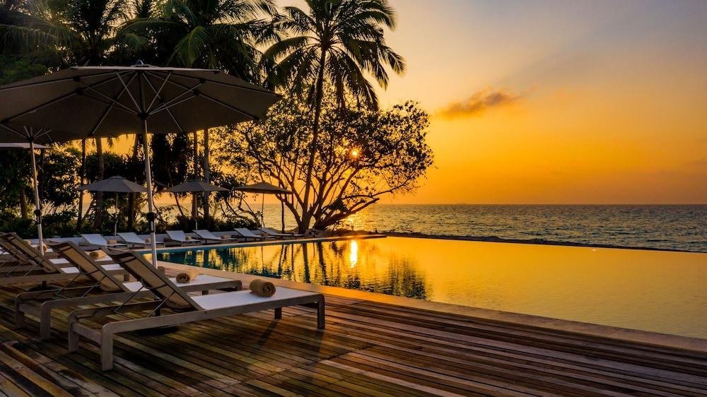 carousel image 3