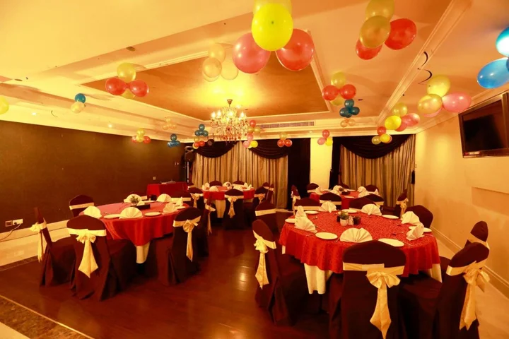 Дубай: Time Dunes Hotel Apartments Al Qusais