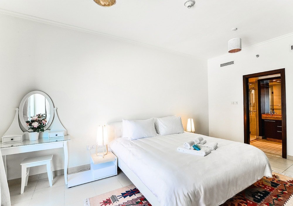 Дубай: Mayfair - Ease by Emaar Two Bedroom