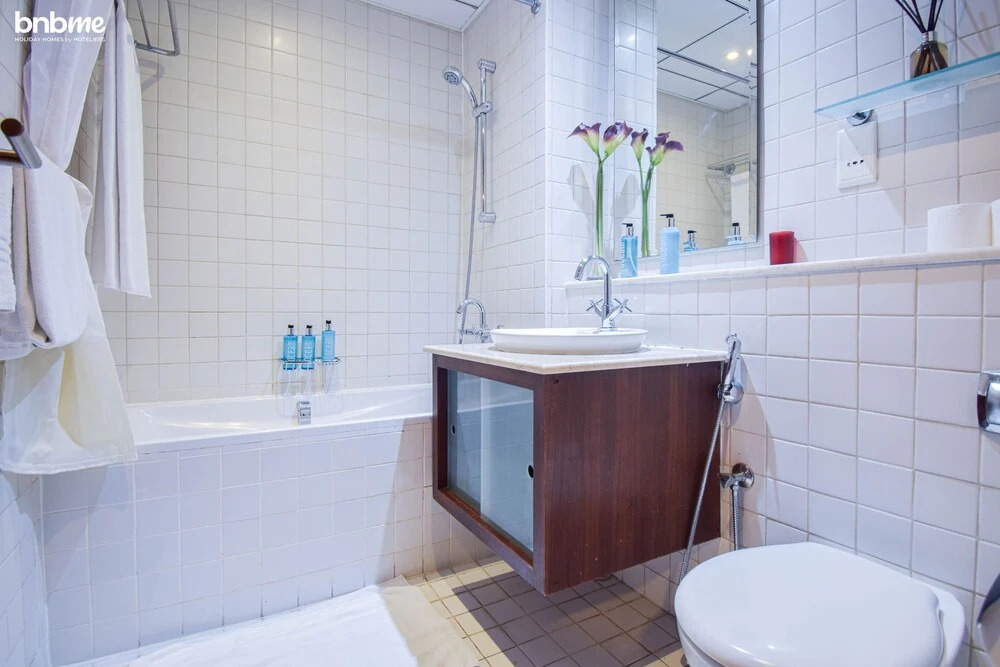 Дубай: 2B- Al Sahab 2 - 2806 by bnbme homes