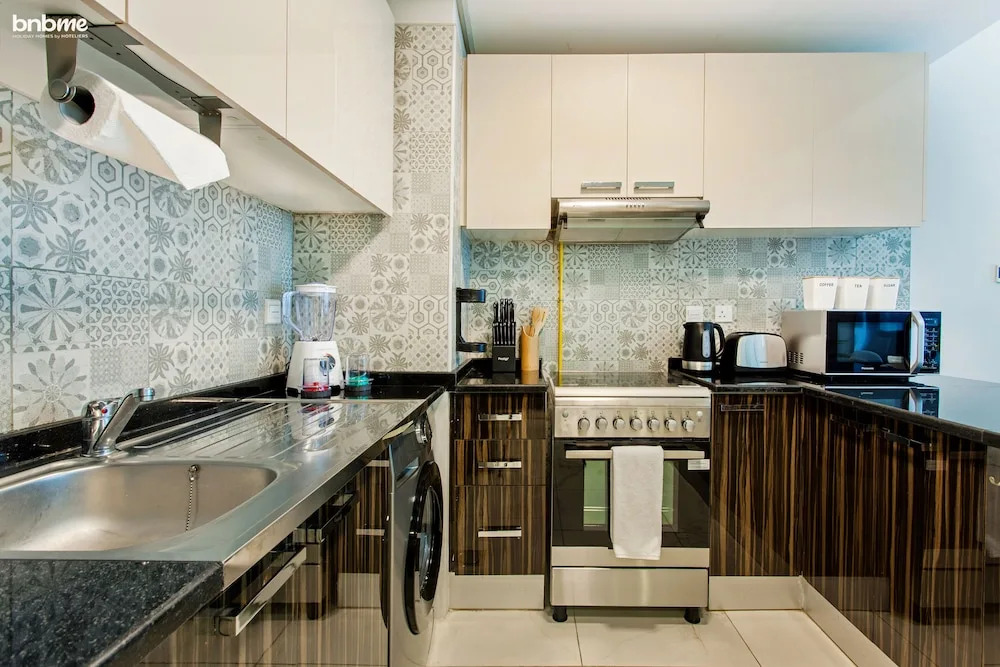 Дубай: 2B - Mag545 - 401 by bnbme Homes