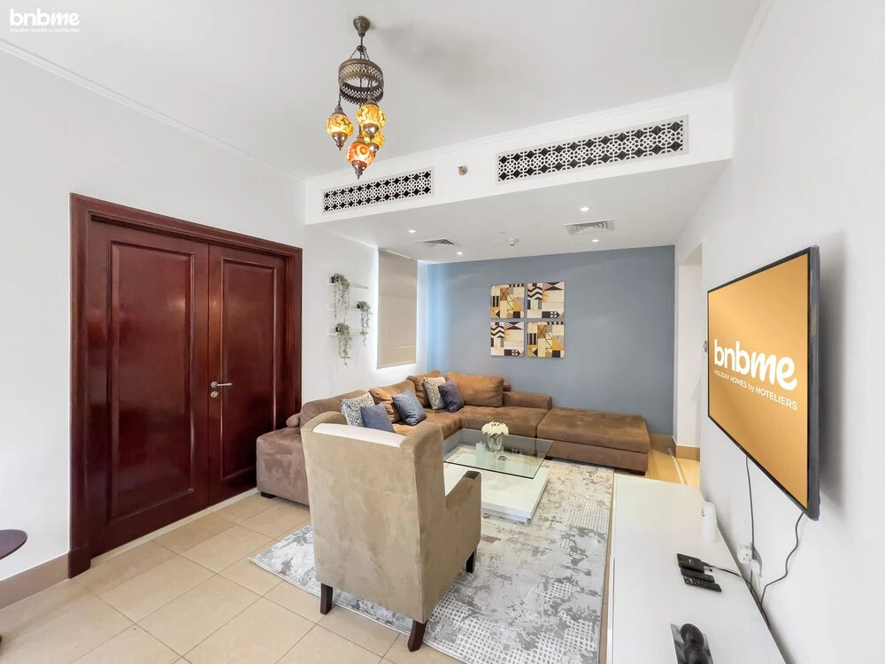 Дубай: 1B-Kamoon 2-203 by bnbme homes