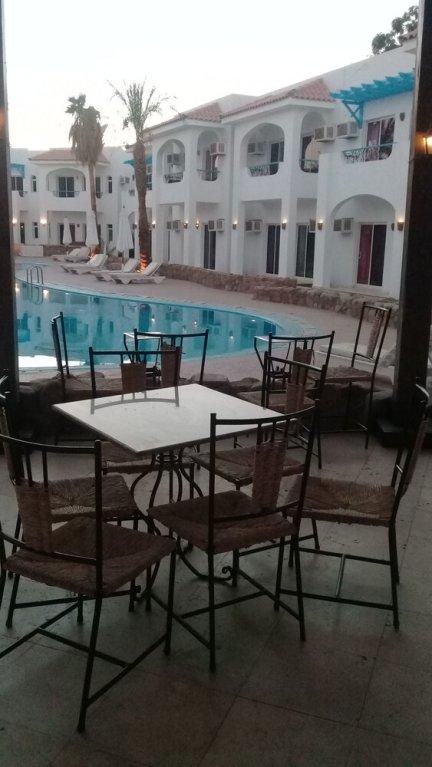 Шарм-эш-Шейх (Шарм-эль-Шейх): The Rock hotel