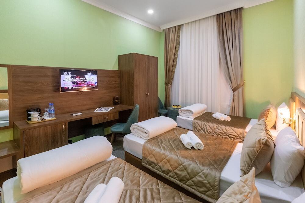 Баку: Baku City Hotel