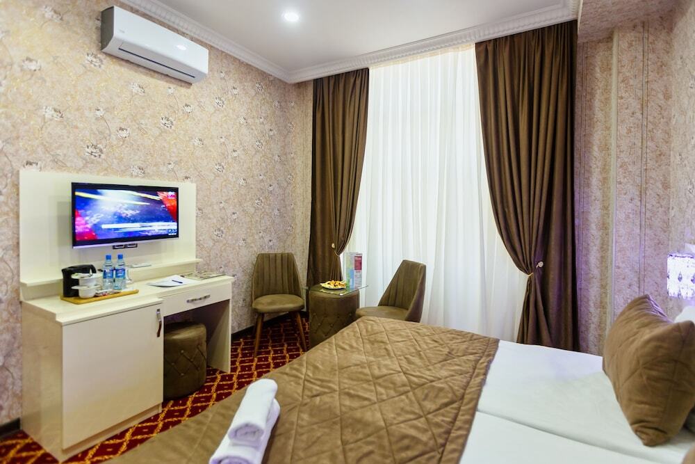 Баку: Baku City Hotel