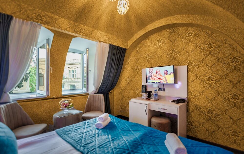 Баку: Baku City Hotel