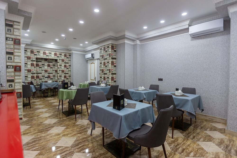 Баку: Baku City Hotel