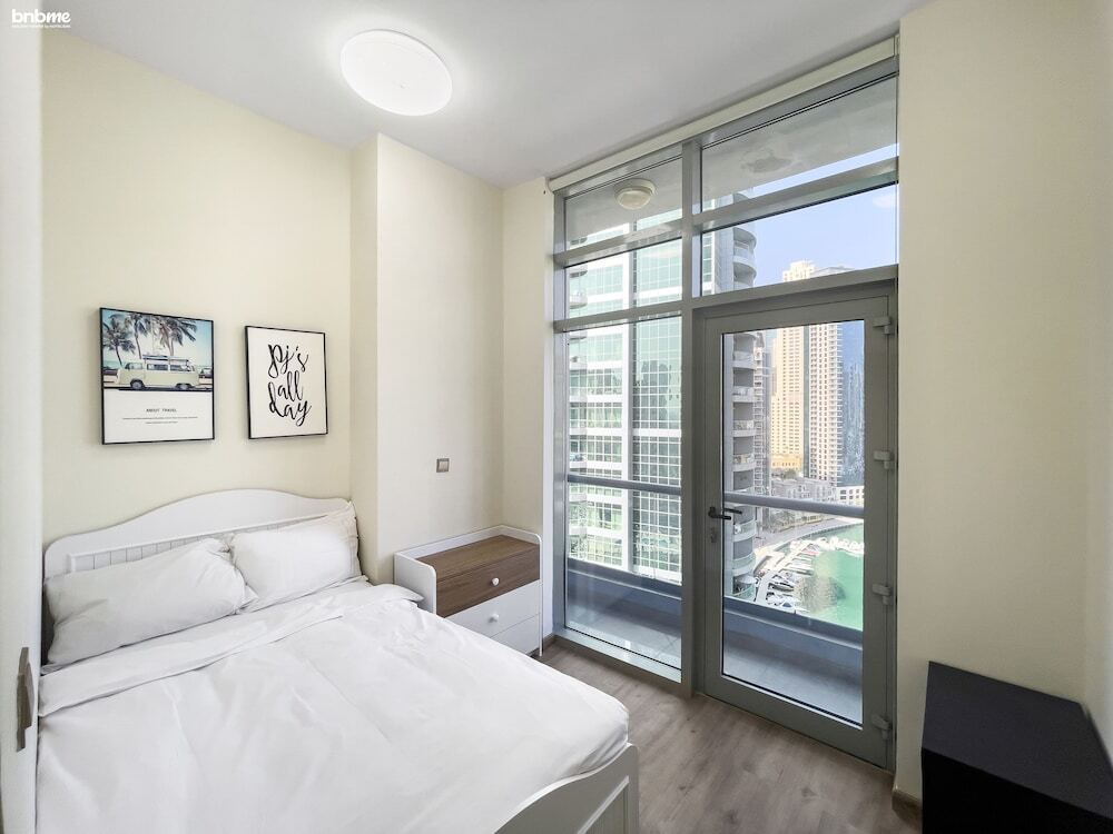 Дубай: 3B-Marina Wharf 1-1505 by bnbme homes