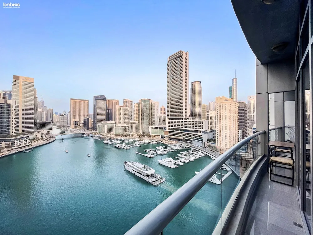 Дубай: 3B-Marina Wharf 1-1505 by bnbme homes