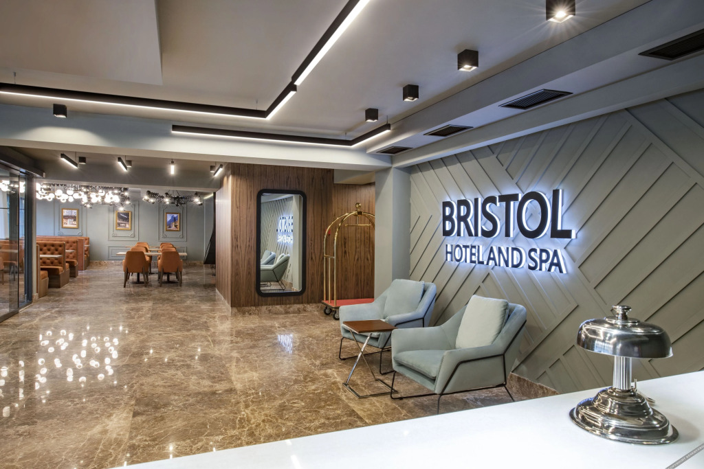 Бакуриани: Bristol Bakuriani