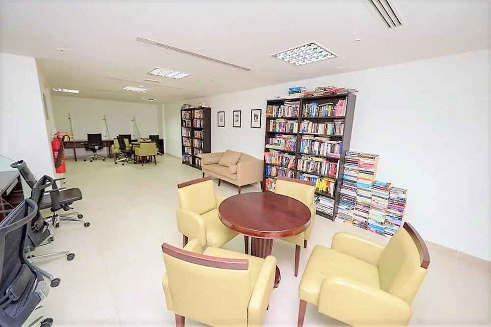 Дубай: Stunning 2 bed Balcony Marina View Dubai