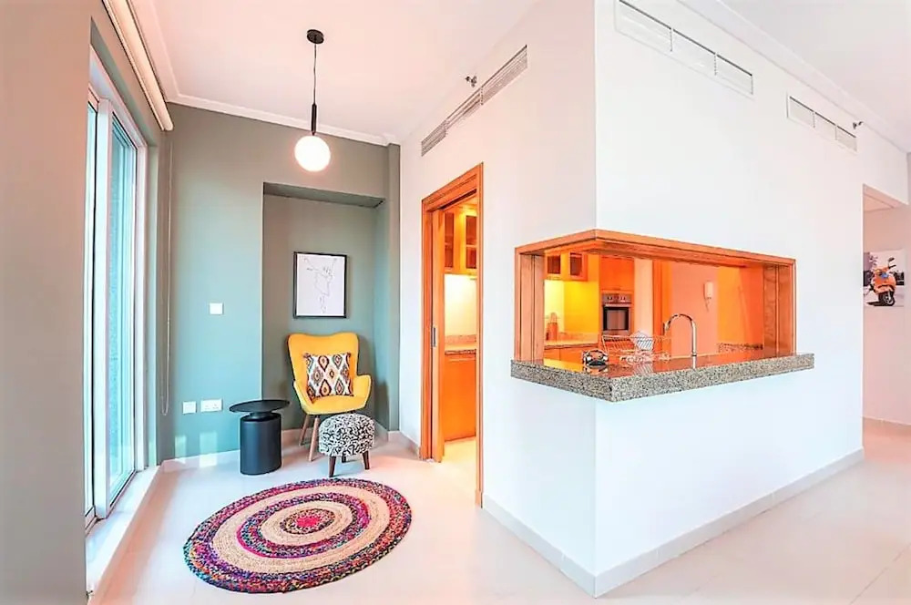 Дубай: Stunning 2 bed Balcony Marina View Dubai