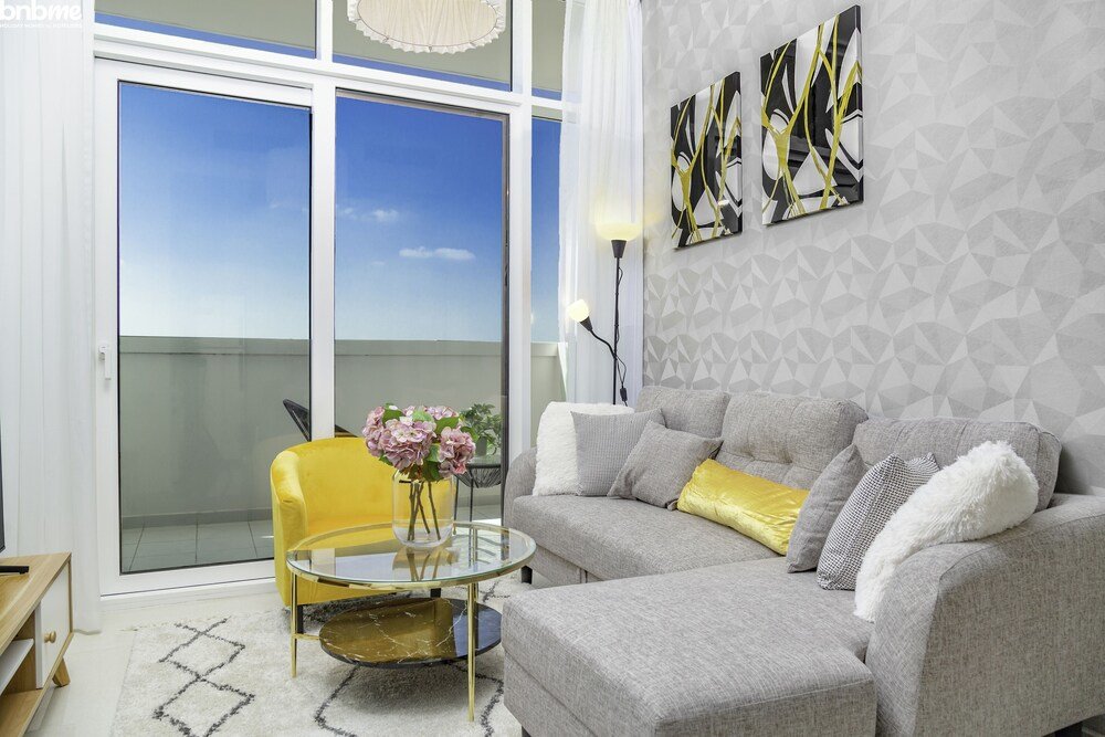Дубай: 1B-Golf Vita-1805 by bnbme homes