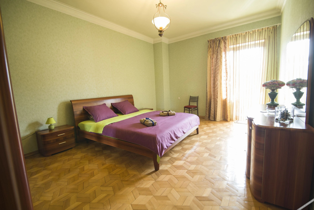 Тбилиси: G&G House