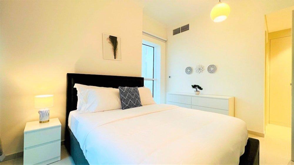 Дубай: Stunning 1bedroom apartment in Damac Hills
