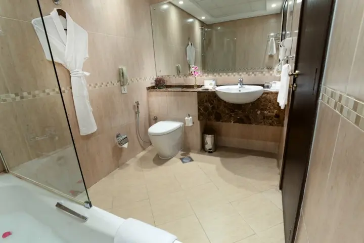 Дубай: TOP First Central Hotel Suites