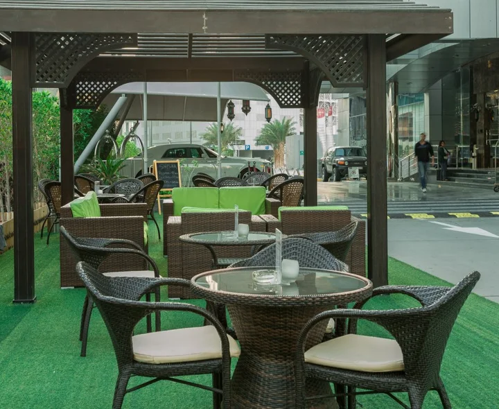 Дубай: TOP First Central Hotel Suites