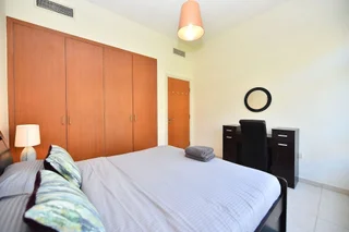 Дубай: ADN - 1 Bedroom Apartment in The Greens