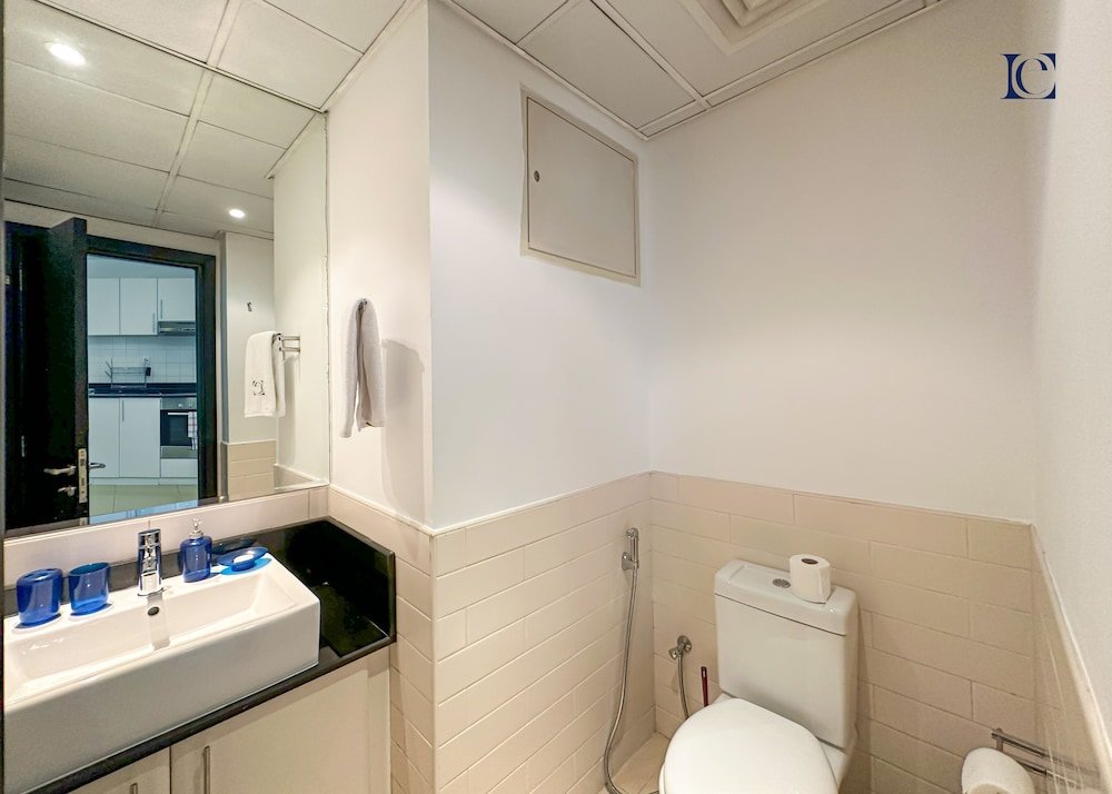 Дубай: KTH - Modern 1BR apartment Dubai Marina