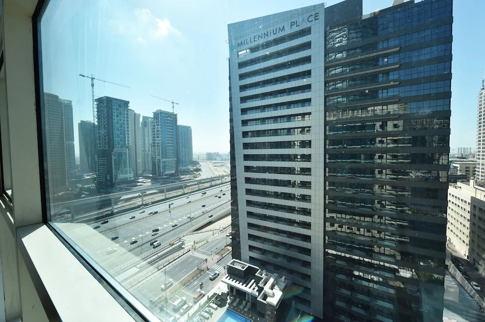 Дубай: KTH - Modern 1BR apartment Dubai Marina