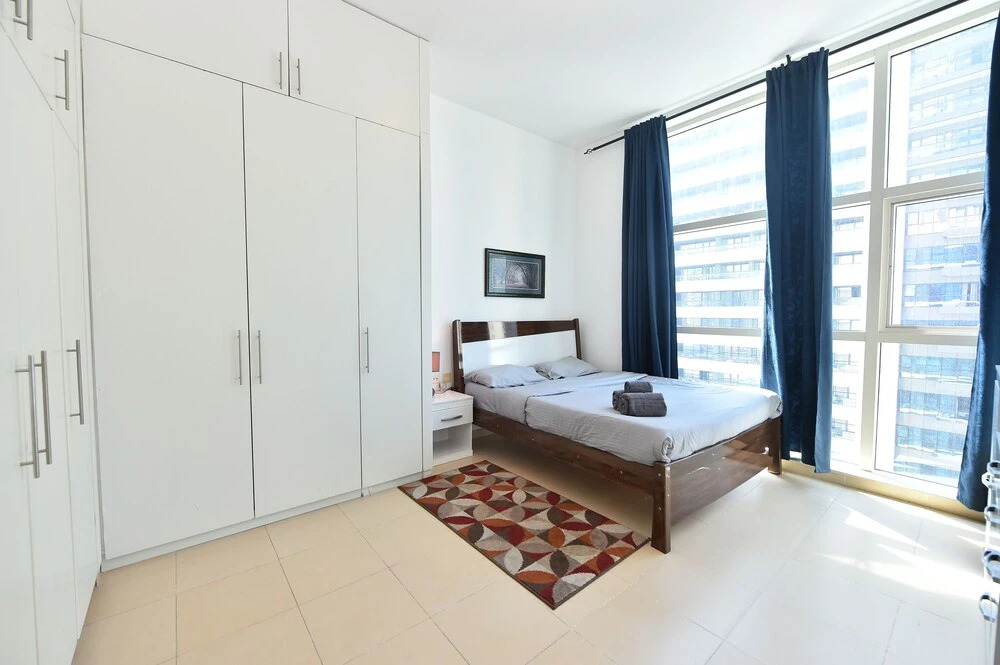 Дубай: KTH - Modern 1BR apartment Dubai Marina