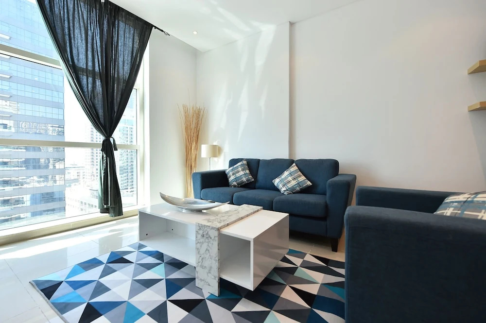 Дубай: KTH - Modern 1BR apartment Dubai Marina