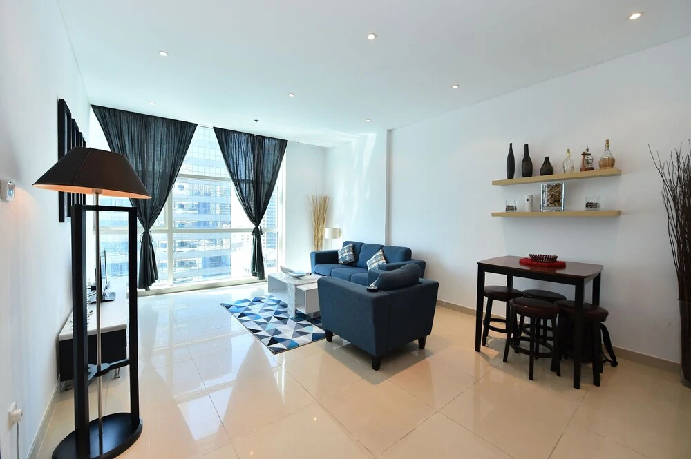 Дубай: KTH - Modern 1BR apartment Dubai Marina