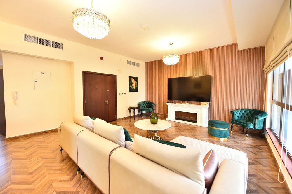 Дубай: JKN - Luxury 2 BR next to the JBR Beach