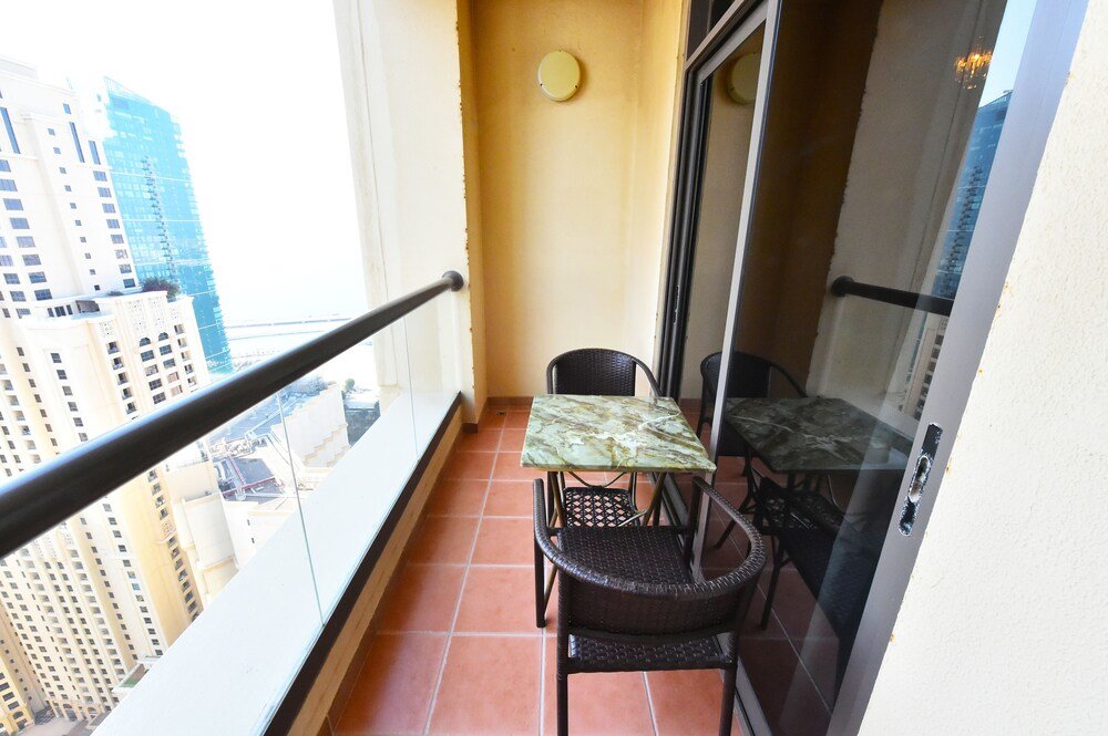 Дубай: JKN - Luxury 2 BR next to the JBR Beach
