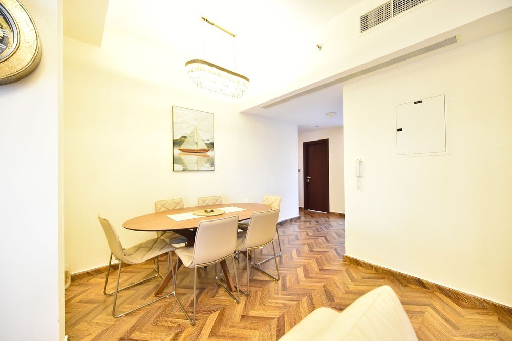 Дубай: JKN - Luxury 2 BR next to the JBR Beach