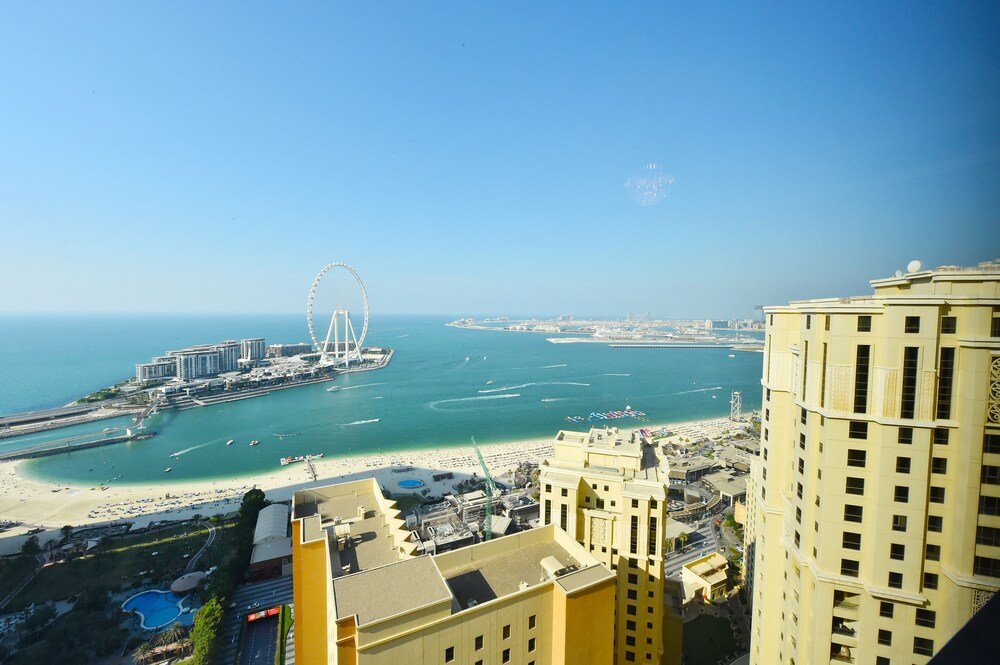 Дубай: JKN - Luxury 2 BR next to the JBR Beach