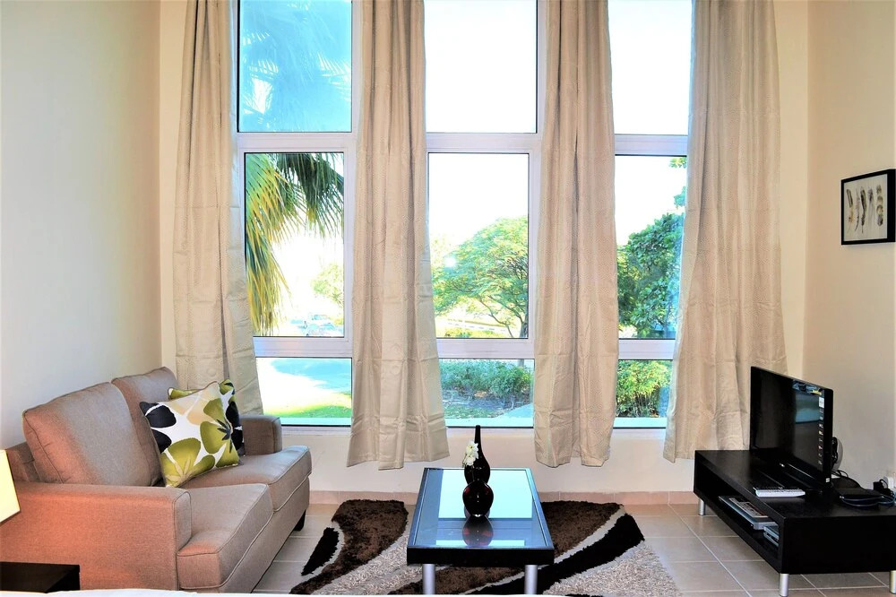 Дубай: MCLN - Spacious Furnished Studio