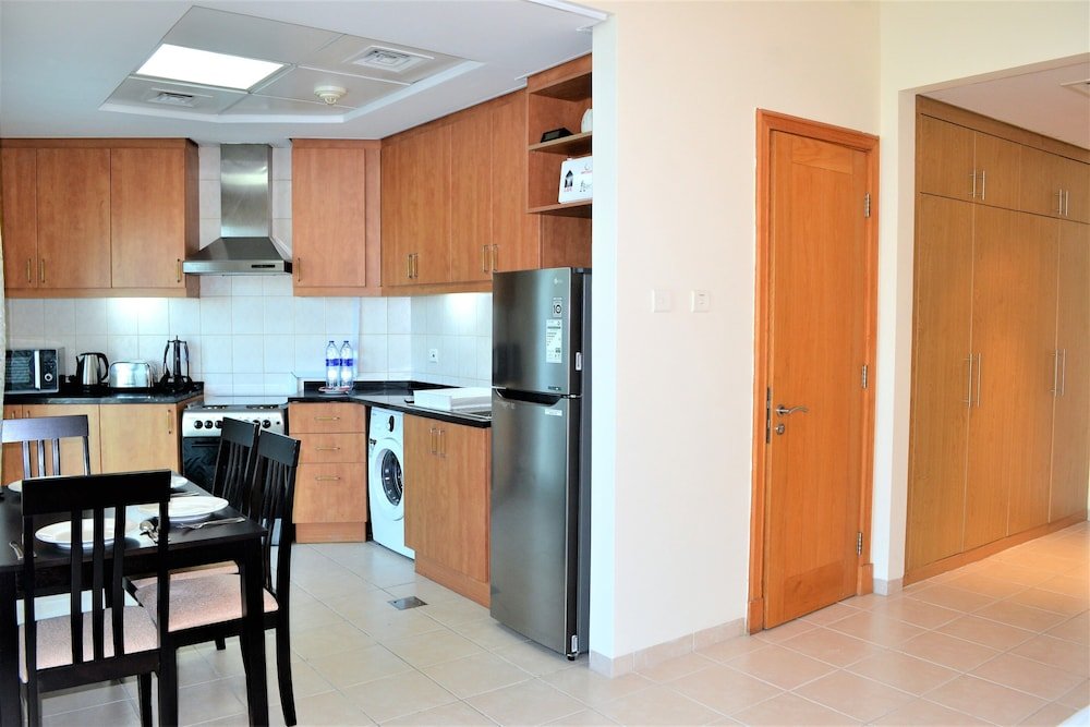 Дубай: MCLN - Spacious Furnished Studio