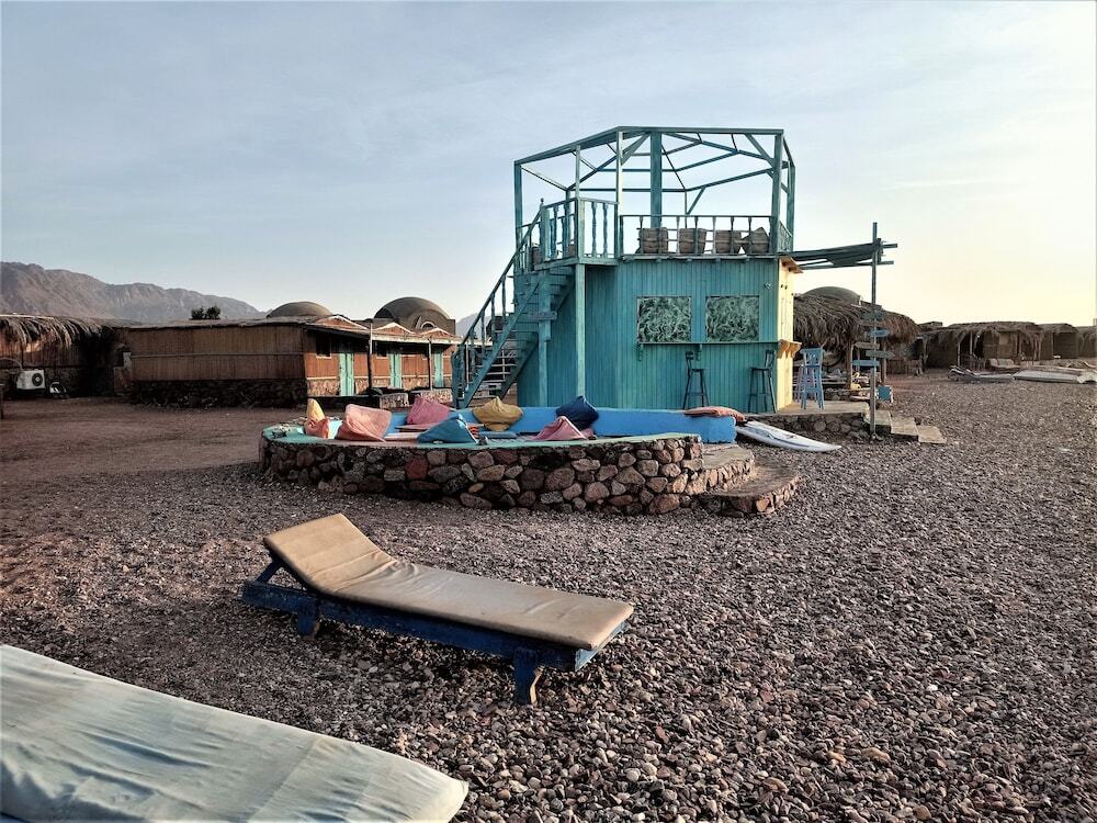 Таба: Sahara Beach Camp