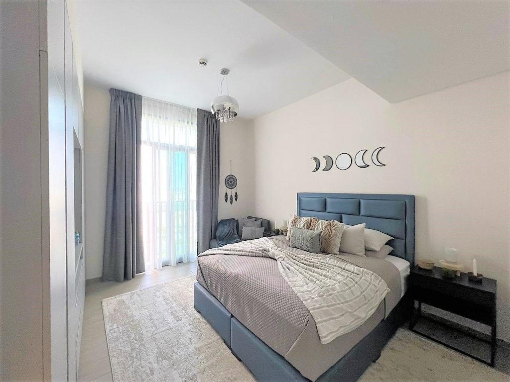 Дубай: Spacious 1 bedroom with balcony in Wilton Terraces