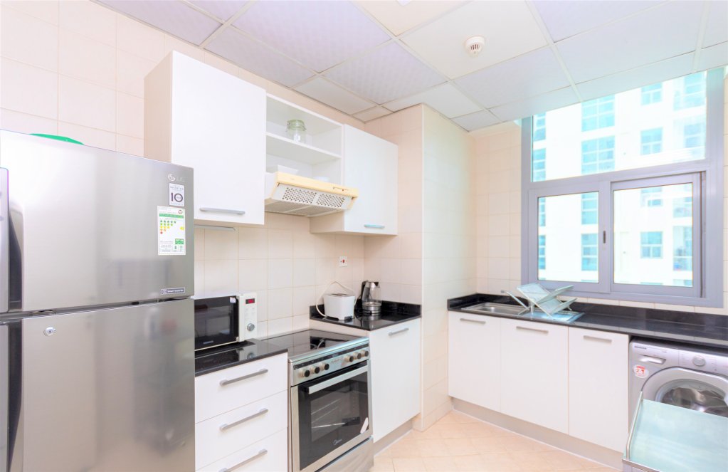 Дубай: Gorgeous 1 bedroom with balcony in Dubai Marina