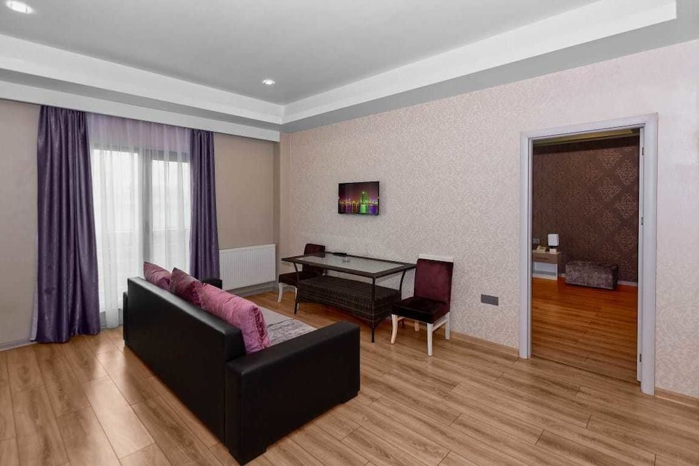 Баку: Diplomat Suites